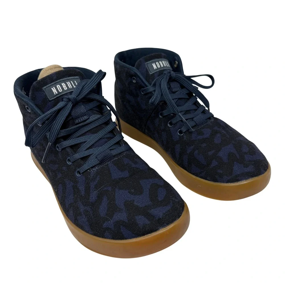 NOBULL Canvas Mid Trainer Mens 7.5 Womens 9 Navy Camo Excellent Gum Sole Sneaker